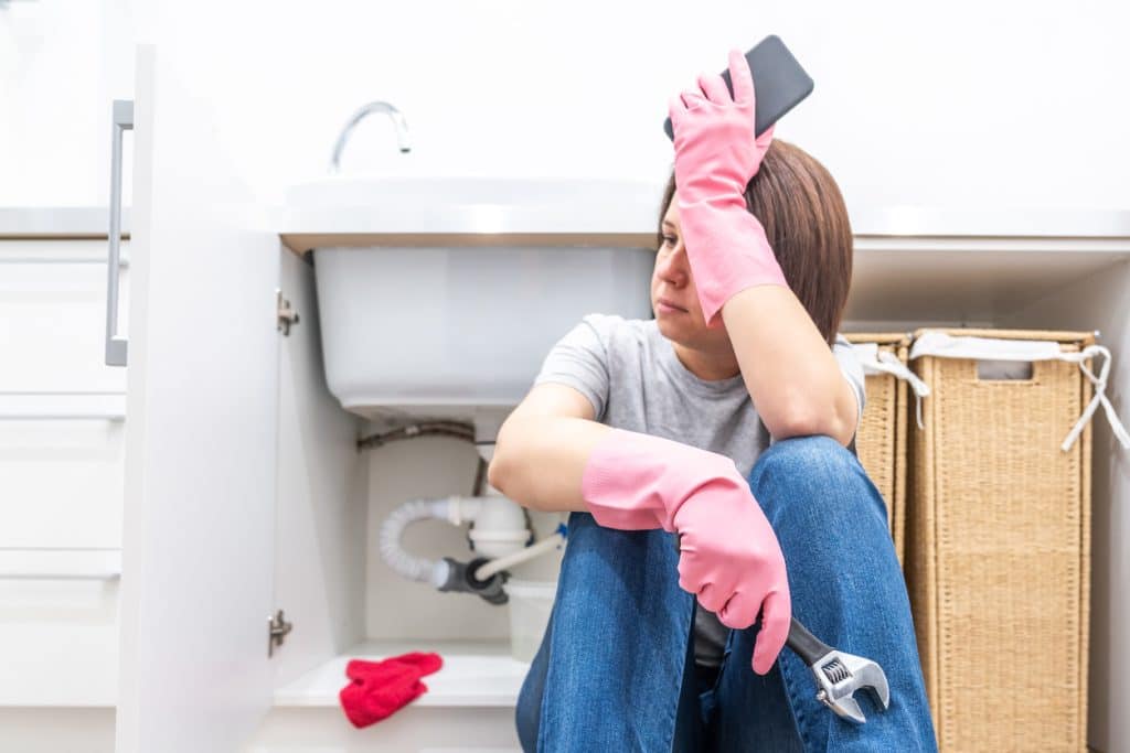 What Are The Risks of DIY Plumbing Work?