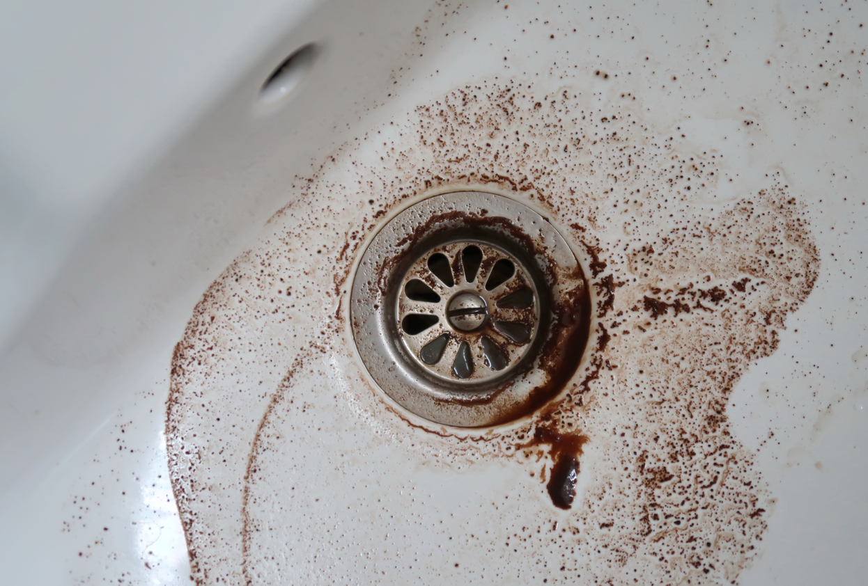 kitchen sink clogged