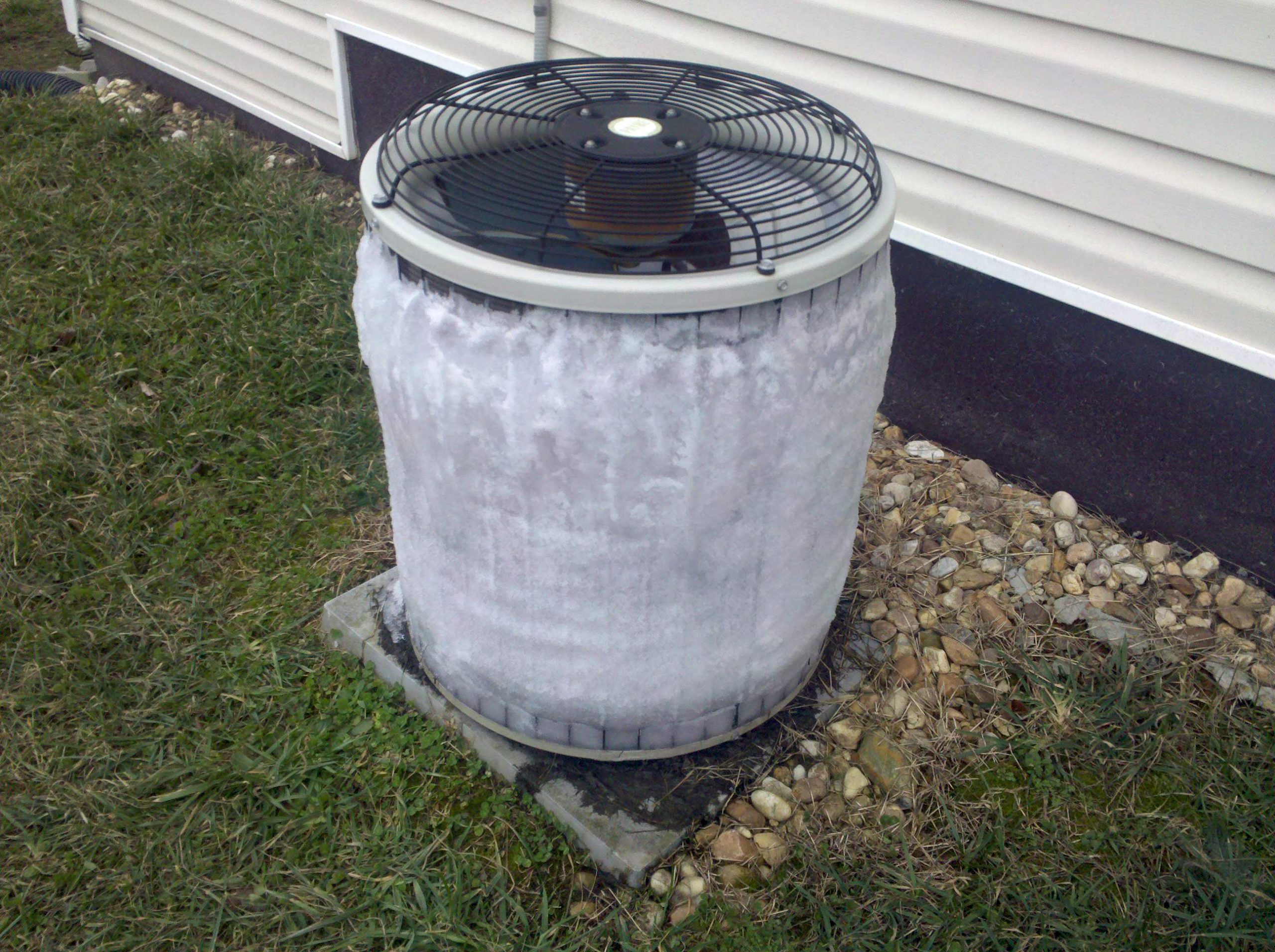 Will My AC Freeze If I Lower the Thermostat Too Far