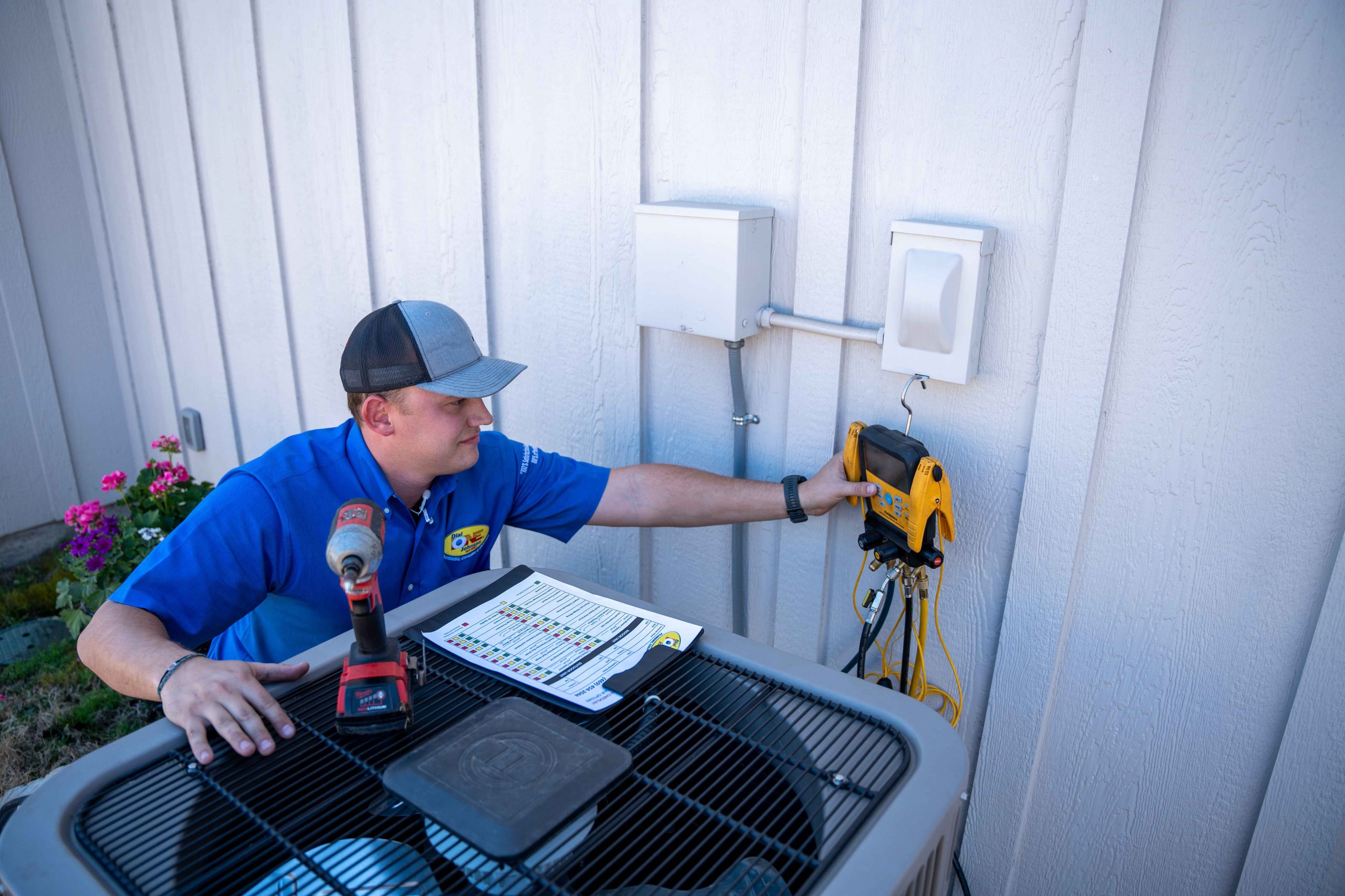 Emergency HVAC Service | Cedar Hill, TX | Dial One Johnson